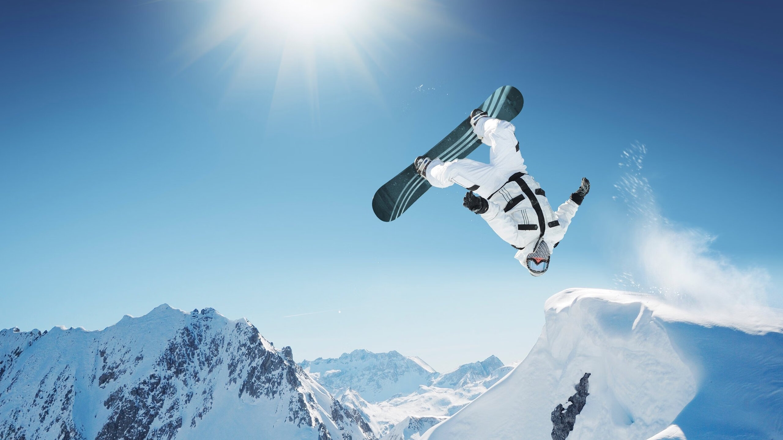 国际橡皮艇漂流公开赛黄河站 湍急河段翻船事件皆有惊无险